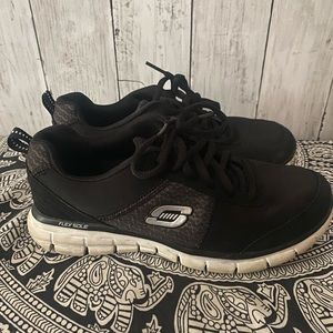 Skechers Lite Weight